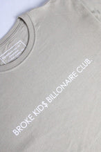Cargar imagen en el visor de la galería, Broke Kid$ Billionaire Club T-shirt.
