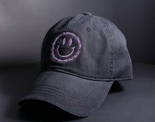 Cargar imagen en el visor de la galería, Happy Hop Black Dad Caps
